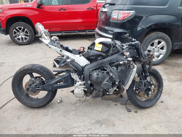 45883304 :رقم المزاد ، JH2PC400X9K201698 vin ، 2009 Honda Cbr600 Rr مزاد بيع