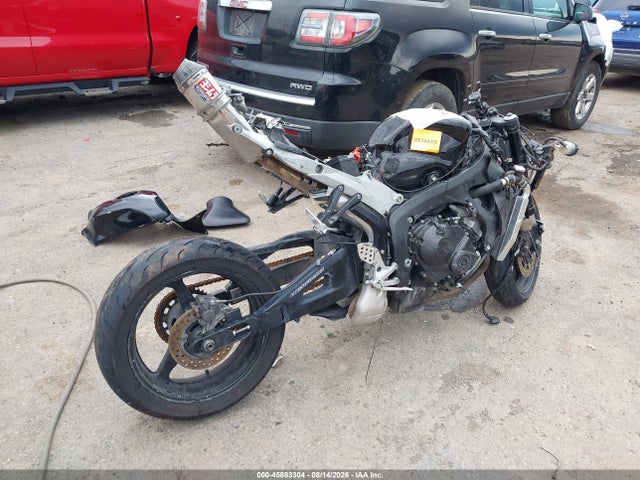 45883304 :رقم المزاد ، JH2PC400X9K201698 vin ، 2009 Honda Cbr600 Rr مزاد بيع