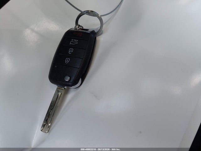 KIA Sorento 2.4l L 2017 5XYPG4A32HG265437 Image 11