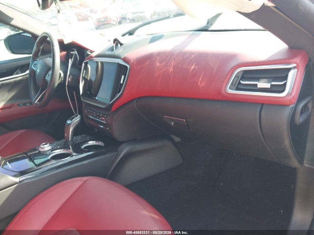 Продажа на аукционе авто 2022 Maserati Ghibli Modena, vin: ZAM57YSM4NX399862, номер лота: 45883331
