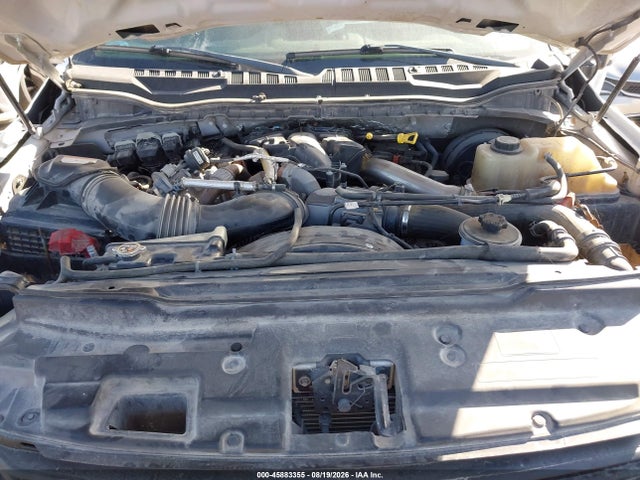 1FT8W3BT2KED84783 Ford F-350 Xl