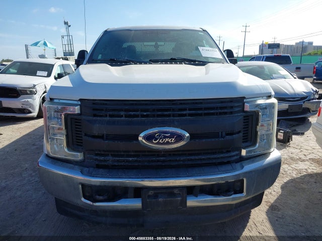 1FT8W3BT2KED84783 Ford F-350 Xl