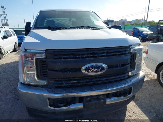 1FT8W3BT2KED84783 Ford F-350 Xl