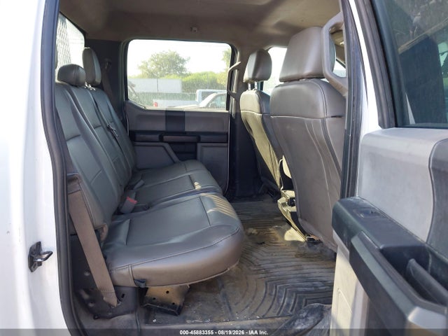 1FT8W3BT2KED84783 Ford F-350 Xl