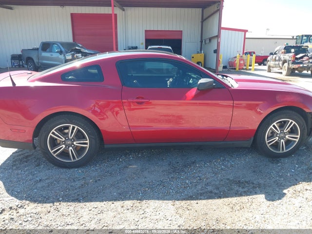Продаж на аукціоні авто 2011 Ford Mustang V6 Premium, vin: 1ZVBP8AM3B5132614, номер лоту: 45883376