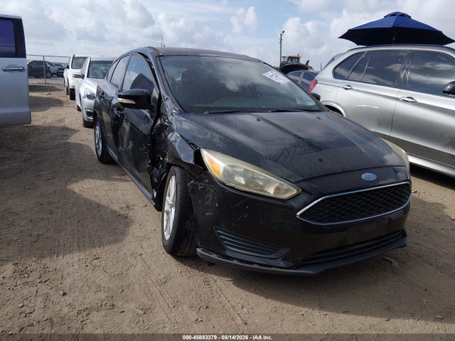 45883379 :رقم المزاد ، 1FADP3K28FL255358 vin ، 2015 Ford Focus Se مزاد بيع