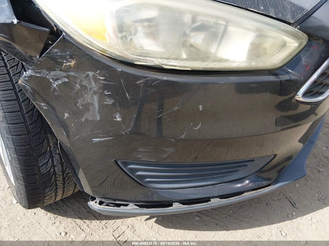 45883379 :رقم المزاد ، 1FADP3K28FL255358 vin ، 2015 Ford Focus Se مزاد بيع