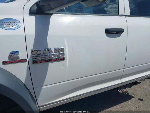 45883404 :رقم المزاد ، 3C7WRNFL1DG583536 vin ، 2013 Ram 5500 Chassis Tradesman/slt/laramie مزاد بيع