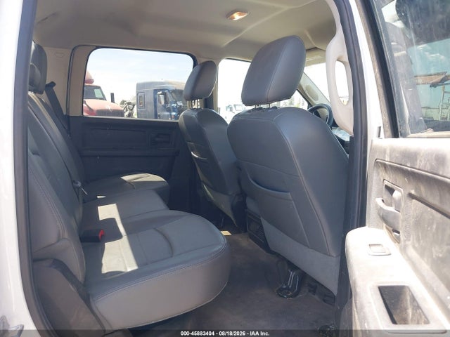 45883404 :رقم المزاد ، 3C7WRNFL1DG583536 vin ، 2013 Ram 5500 Chassis Tradesman/slt/laramie مزاد بيع