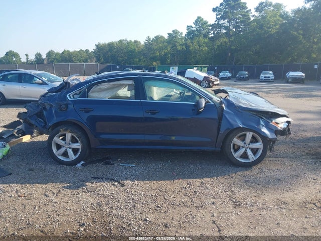 Aukcja sprzedaży 2013 Volkswagen Passat 2.0l Tdi Se, vin: 1VWBN7A35DC098536, numer aukcji: 45883417