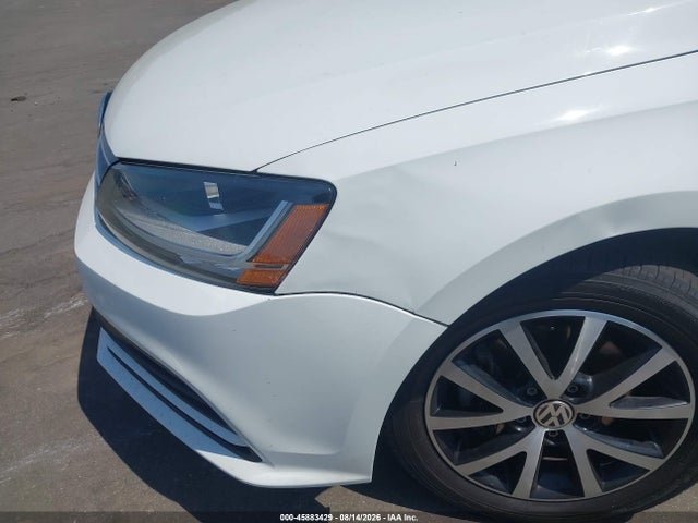 2017 Volkswagen Jetta 1.4t Se მანქანა იყიდება აუქციონზე, vin: 3VWDB7AJ3HM281485, აუქციონის ნომერი: 45883429