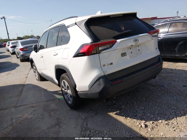 Toyota RAV4 LE 2019 2T3H1RFV3KC022629 Image 3