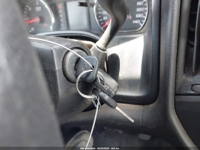 1GCRCNEH2JZ331766 Chevrolet Silverado 1500 Wt