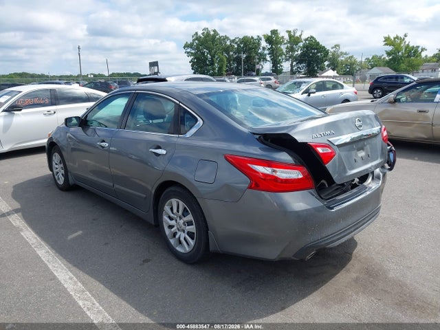 Auction sale of the 2017 Nissan Altima 2.5 S, vin: 1N4AL3AP3HN331927, lot number: 45883547