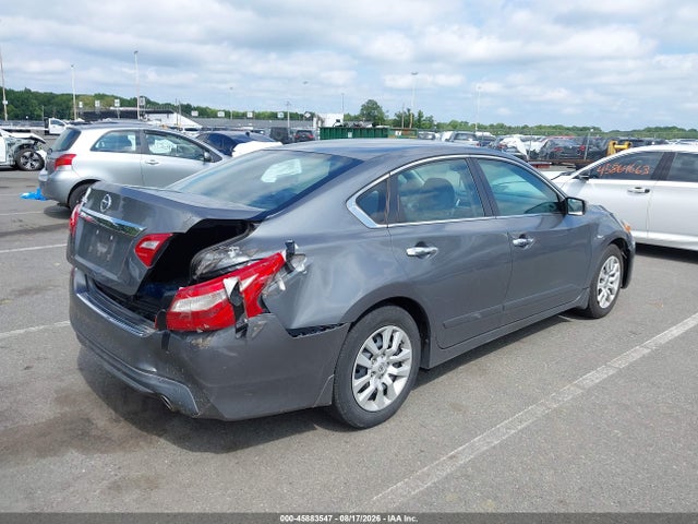 Auction sale of the 2017 Nissan Altima 2.5 S, vin: 1N4AL3AP3HN331927, lot number: 45883547
