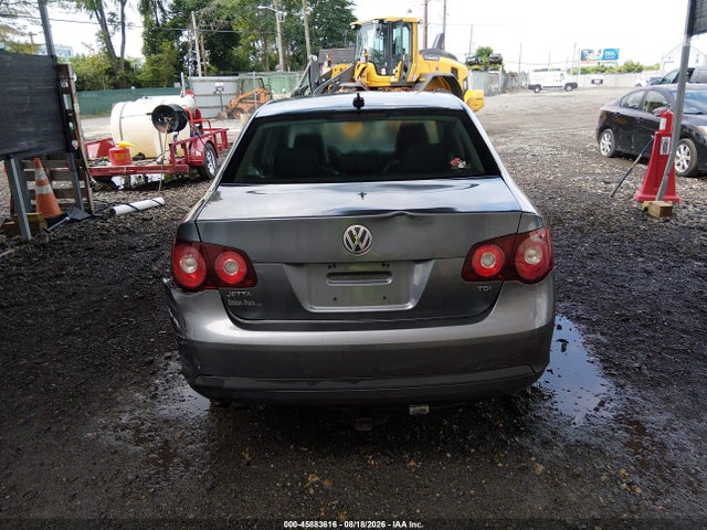 2010 Volkswagen Jetta Tdi მანქანა იყიდება აუქციონზე, vin: 3VWRL7AJ1AM181300, აუქციონის ნომერი: 45883616