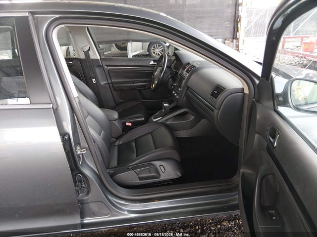2010 Volkswagen Jetta Tdi მანქანა იყიდება აუქციონზე, vin: 3VWRL7AJ1AM181300, აუქციონის ნომერი: 45883616