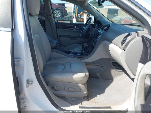 45883640 :رقم المزاد ، 5GAKRBKD1HJ316251 vin ، 2017 Buick Enclave Leather مزاد بيع