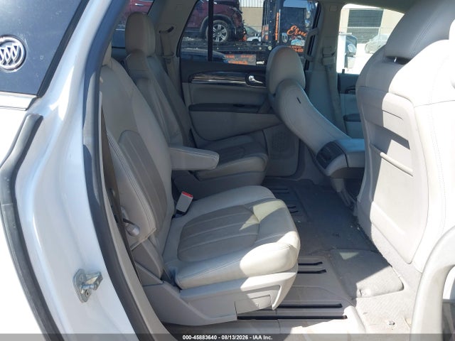 45883640 :رقم المزاد ، 5GAKRBKD1HJ316251 vin ، 2017 Buick Enclave Leather مزاد بيع