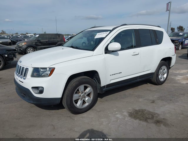 Jeep Compass Latitude 2016 1C4NJCEA4GD792615 Image 2