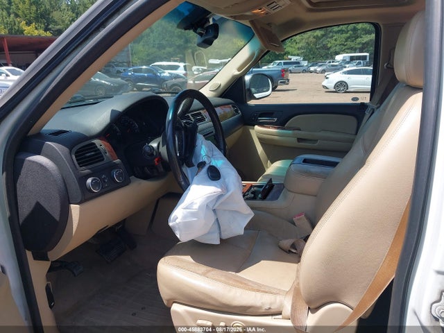 Aukcja sprzedaży 2008 Chevrolet Suburban 1500 Ltz, vin: 1GNFK16368J211860, numer aukcji: 45883704
