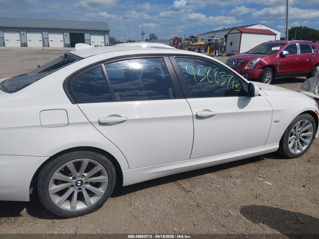 45883713 :رقم المزاد ، WBAPH575X9NM33814 vin ، 2009 Bmw 328i مزاد بيع
