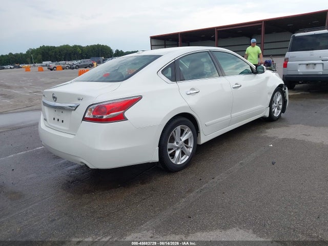 Продаж на аукціоні авто 2015 Nissan Altima 2.5 Sv, vin: 1N4AL3AP1FC272594, номер лоту: 45883729