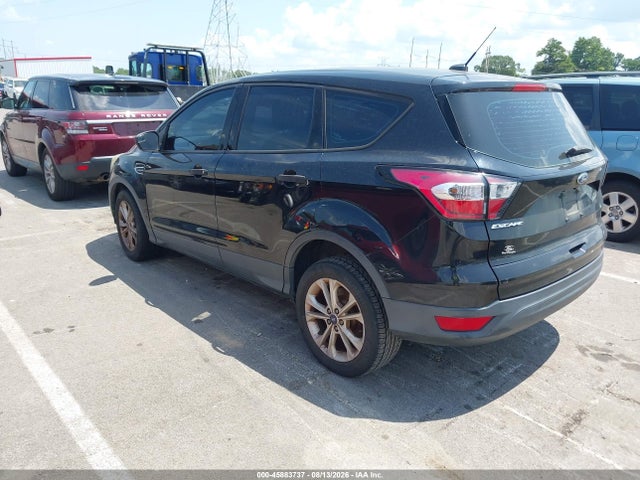 2017 Ford Escape S მანქანა იყიდება აუქციონზე, vin: 1FMCU0F75HUE20844, აუქციონის ნომერი: 45883737