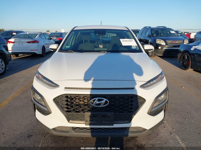 2019 Hyundai Kona Se მანქანა იყიდება აუქციონზე, vin: KM8K12AA1KU320301, აუქციონის ნომერი: 45883803