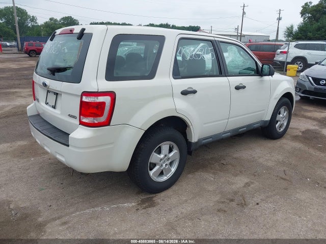 Продажа на аукционе авто 2009 Ford Escape Xls, vin: 1FMCU92709KC96795, номер лота: 45883865