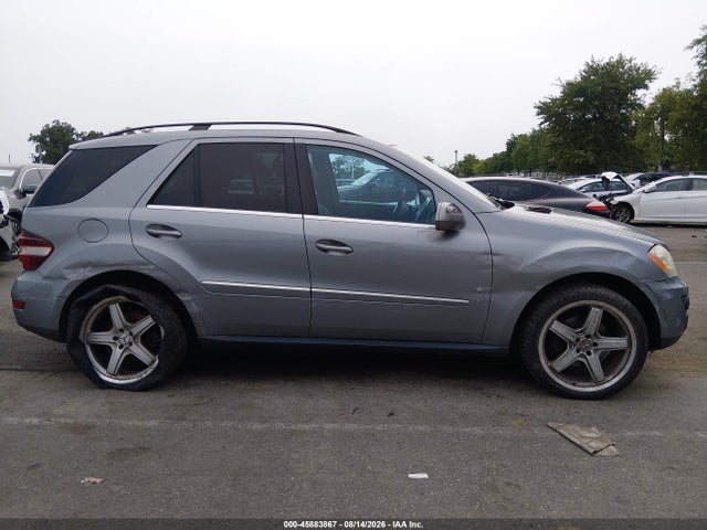2010 Mercedes-benz Ml 350 4matic მანქანა იყიდება აუქციონზე, vin: 4JGBB8GB3AA556402, აუქციონის ნომერი: 45883867