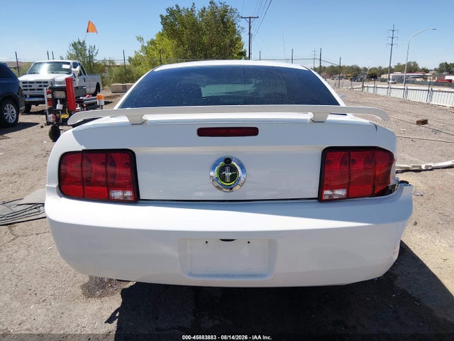 45883883 :رقم المزاد ، 1ZVFT80N355118319 vin ، 2005 Ford Mustang V6 Deluxe/v6 Premium مزاد بيع