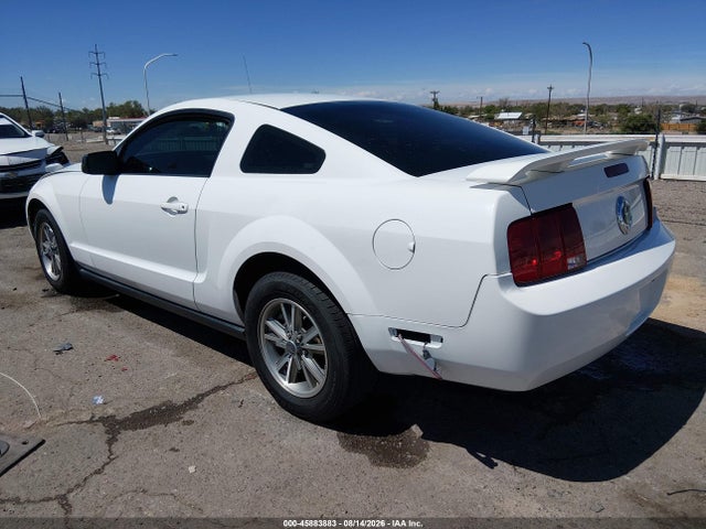 45883883 :رقم المزاد ، 1ZVFT80N355118319 vin ، 2005 Ford Mustang V6 Deluxe/v6 Premium مزاد بيع