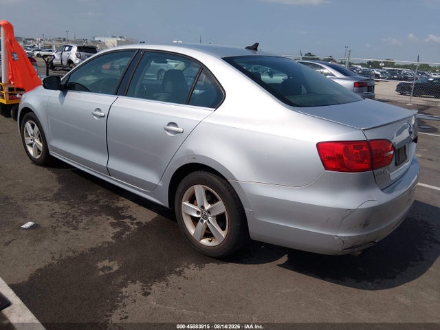 Продажа на аукционе авто 2012 Volkswagen Jetta 2.0l Tdi, vin: 3VWLL7AJ0CM368343, номер лота: 45883915