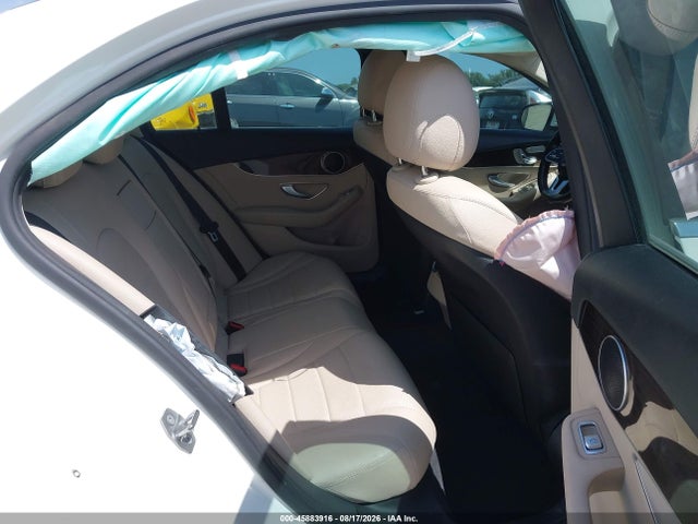 45883916 :رقم المزاد ، 55SWF8DB8KU286573 vin ، 2019 Mercedes-benz C 300 مزاد بيع