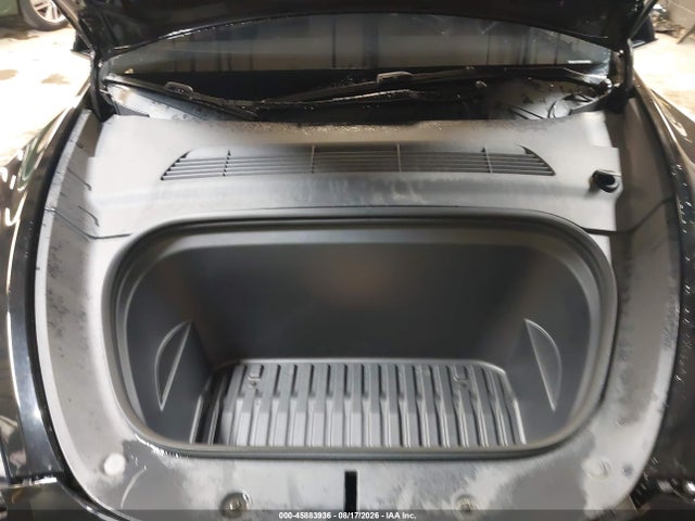 Продаж на аукціоні авто 2024 Tesla Model Y Long Range Dual Motor All-wheel Drive, vin: 7SAYGDEE5RA323128, номер лоту: 45883936