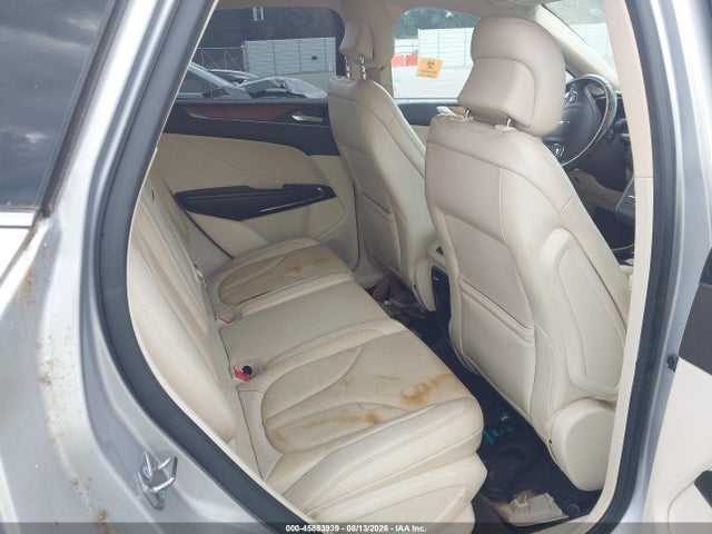 2015 Lincoln Mkc მანქანა იყიდება აუქციონზე, vin: 5LMTJ2AH1FUJ26081, აუქციონის ნომერი: 45883939