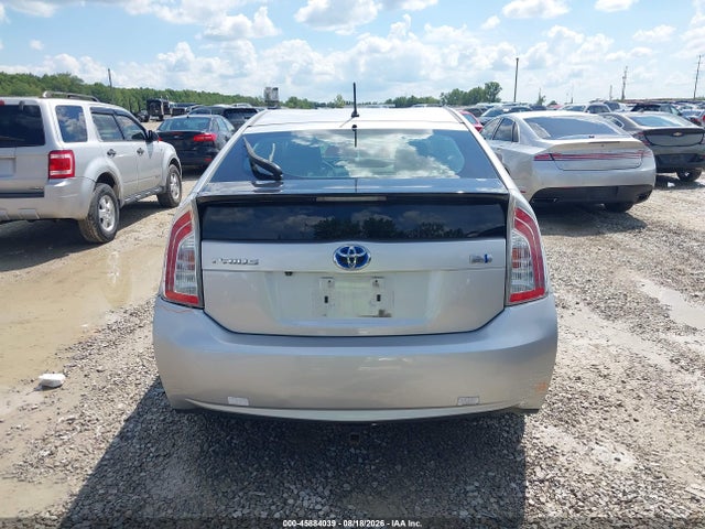 Продажа на аукционе авто 2013 Toyota Prius Two, vin: JTDKN3DU7D5562267, номер лота: 45884039