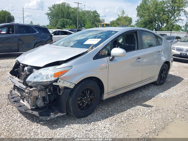 Продажа на аукционе авто 2013 Toyota Prius Two, vin: JTDKN3DU7D5562267, номер лота: 45884039