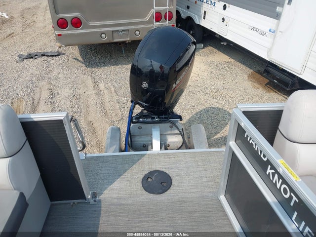Godfrey Pontoon 2023 GDY69401H223 Image 17