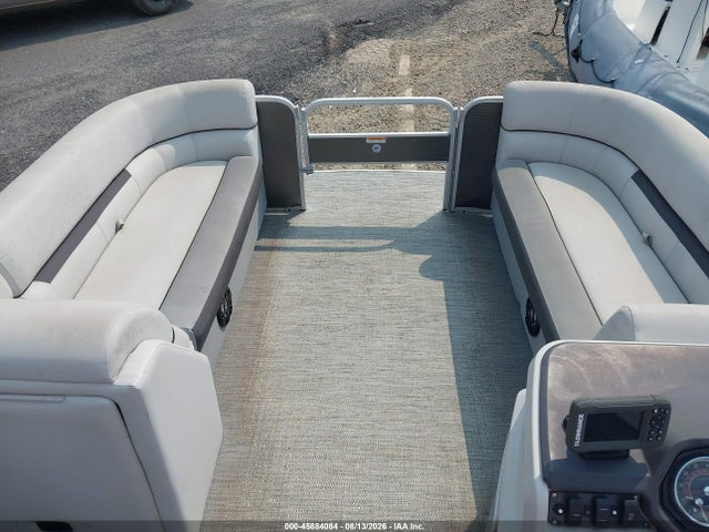 Godfrey Pontoon 2023 GDY69401H223 Image 8
