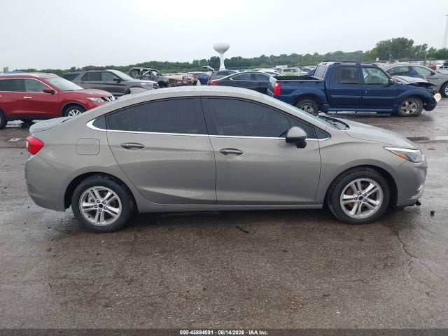 45884091 :رقم المزاد ، 3G1BE5SM2HS572739 vin ، 2017 Chevrolet Cruze Lt Auto مزاد بيع