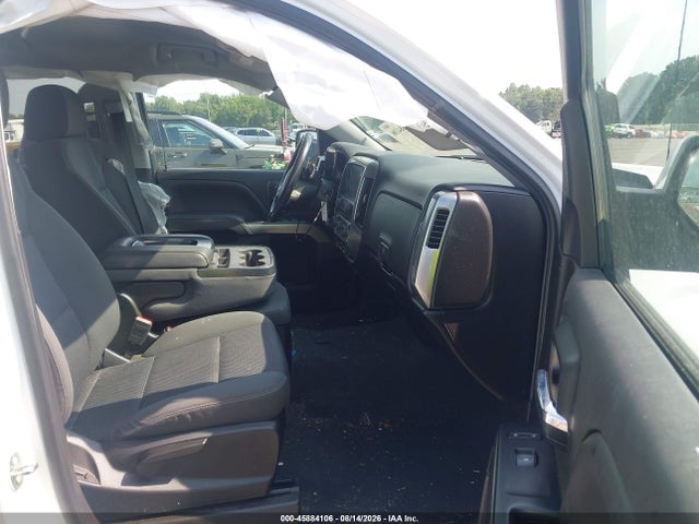 45884106 :رقم المزاد ، 3GCUKREC2JG592047 vin ، 2018 Chevrolet Silverado 1500 1lt مزاد بيع
