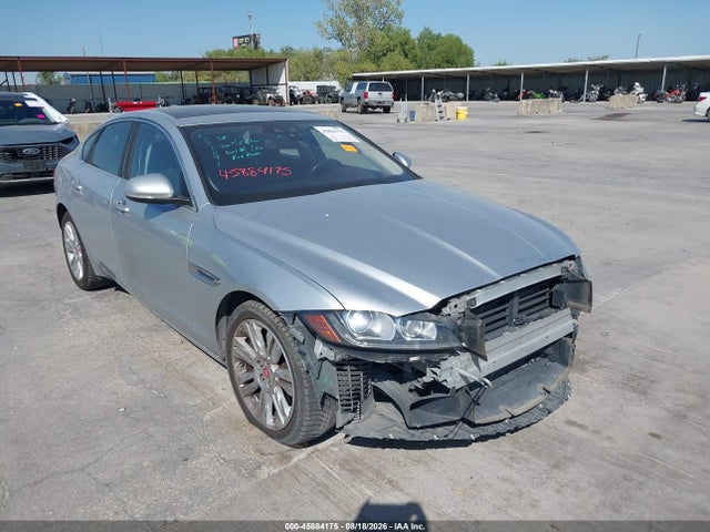Продажа на аукционе авто 2017 Jaguar Xf 35t Premium, vin: SAJBD4BV2HCY34778, номер лота: 45884175