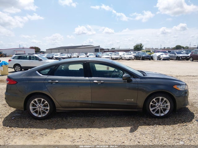 45884177 :رقم المزاد ، 3FA6P0LU5KR258687 vin ، 2019 Ford Fusion Hybrid Se مزاد بيع