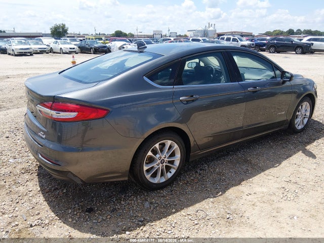 45884177 :رقم المزاد ، 3FA6P0LU5KR258687 vin ، 2019 Ford Fusion Hybrid Se مزاد بيع