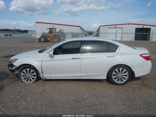 45884180 :رقم المزاد ، 1HGCR3F99FA009956 vin ، 2015 Honda Accord Touring مزاد بيع
