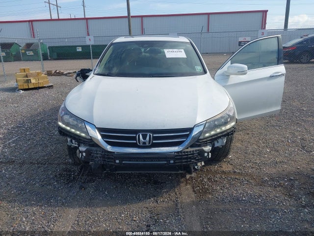 45884180 :رقم المزاد ، 1HGCR3F99FA009956 vin ، 2015 Honda Accord Touring مزاد بيع