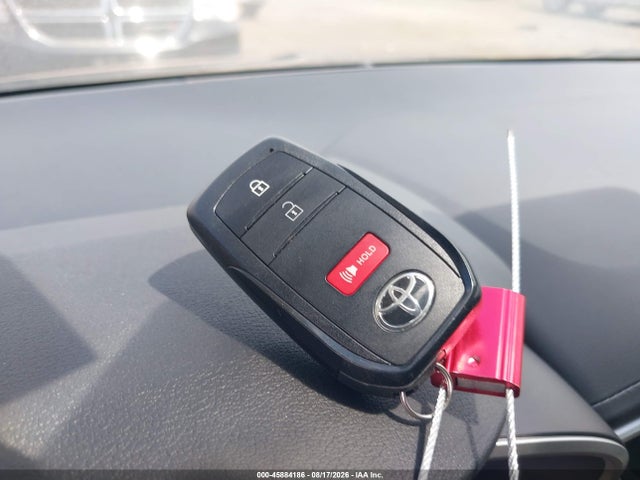 JTNC4MBE3S3235748 Toyota Corolla Xse
