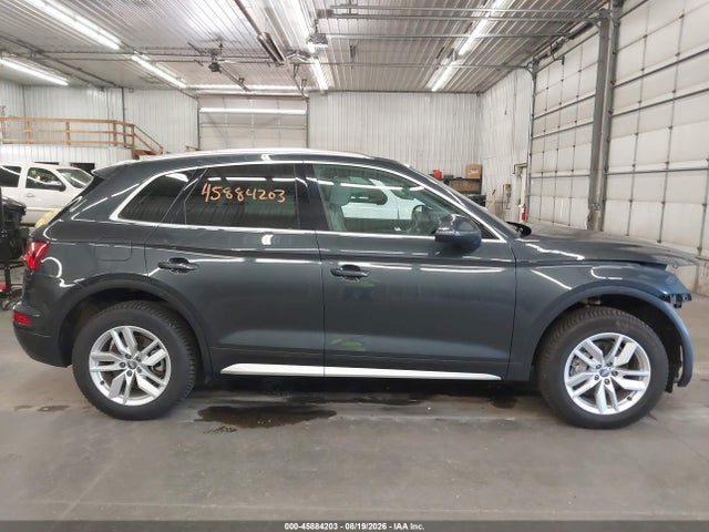 2020 Audi Q5 Premium 45 Tfsi Quattro S Tronic/titanium Premium 45 Tfsi Quattro S Tronic მანქანა იყიდება აუქციონზე, vin: WA1ANAFY6L2049456, აუქციონის ნომერი: 45884203